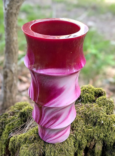Rare vintage red bakelite vase - rare,