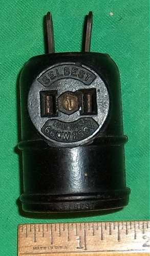 Selbest black bakelite socket - black,